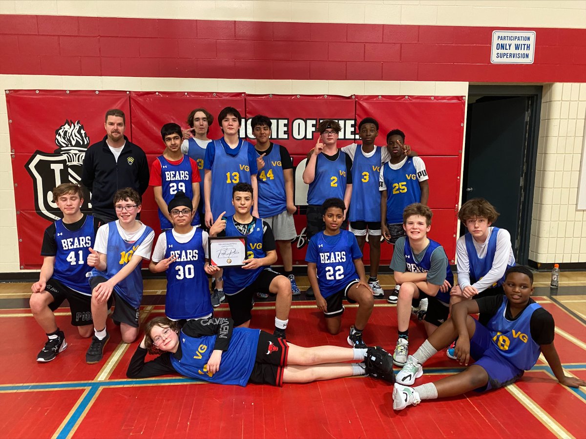VGMS is proud of our Tier 2 Boys Basketball team who went 4 - 0 at the John Henderson tournament this weekend, bringing home the championship! Special 
 thanks to all coaches and volunteers that allow these events to happen. GO BEARS! #bearpride <a href="/vg_RETSD/">Valley Gardens Middle School</a> <a href="/RETSDschools/">River East Transcona School Division</a>