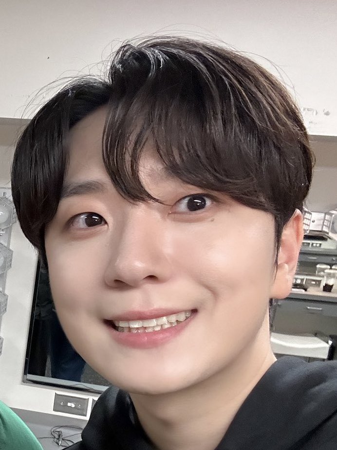 Rim_ta_'s tweet photo. 우리집 강쥬는 치아도 잘보여주네 의사샘이 조아하시것어 https://t.co/d6bC6seLo7