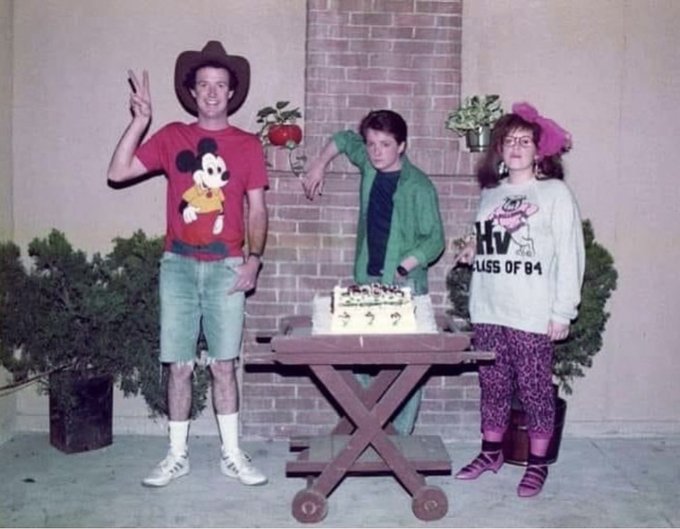 80sOnTheBrain's tweet photo. Greetings from the #80s https://t.co/Oo1eSb0Bi9