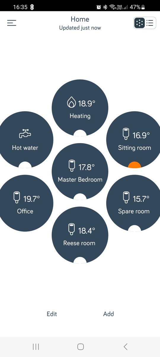 Jazhol21's tweet photo. @HiveHelper Thanks that worked however another issue. Heat on demand does not work. It is showing the sitting room on through heat on demand but the thermostat won't kick in as set to 18.5? Any ideas how to fix this... kitchen is warmer (where thermostat is) https://t.co/aaCZKdu0T5