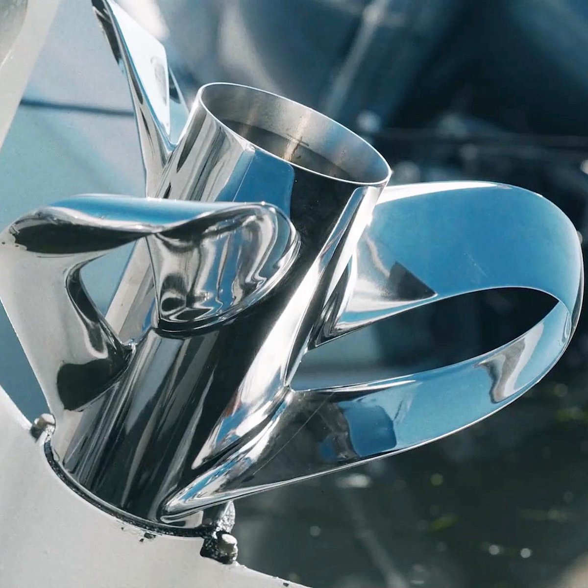 sharrowmarine's tweet photo. A quieter, more enjoyable ride for you and your family.
Read more customer testimonials and performance reports at https://t.co/CvwDvSrZhc
https://t.co/lwEeEhvvgZ
https://t.co/fbSjZkakLi
#sharrowmarine #sharrowpropeller #boating #futureofpropulsion #sharrowengineering https://t.co/VWXm8rcMXB