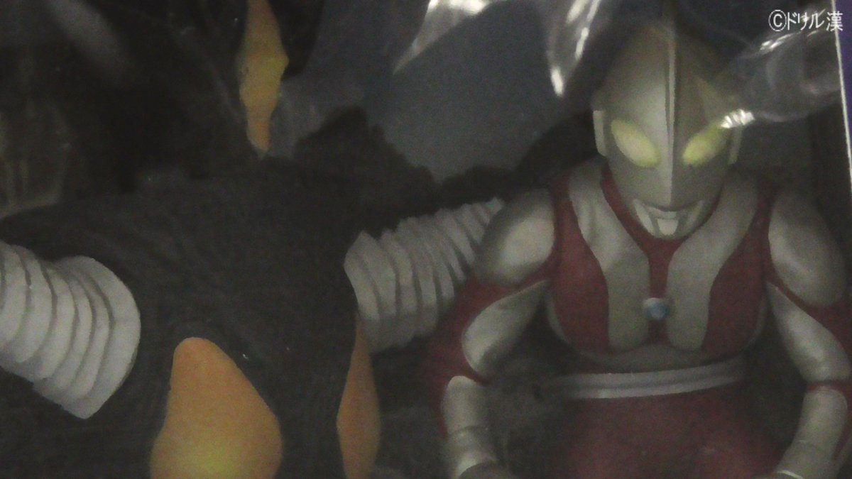 sofvi_M_museum's tweet photo. 【#私立ソフビ怪獣図鑑】 
1999年 バンダイ 
 
SGSスーパーグレートソフトビニール
『ウルトラマンVSゼットン』
・ウルトラマン
・ゼットン

円谷プロ特撮
「ウルトラマン」登場

#あなたのソフビ紹介 https://t.co/CNrAOspbXD