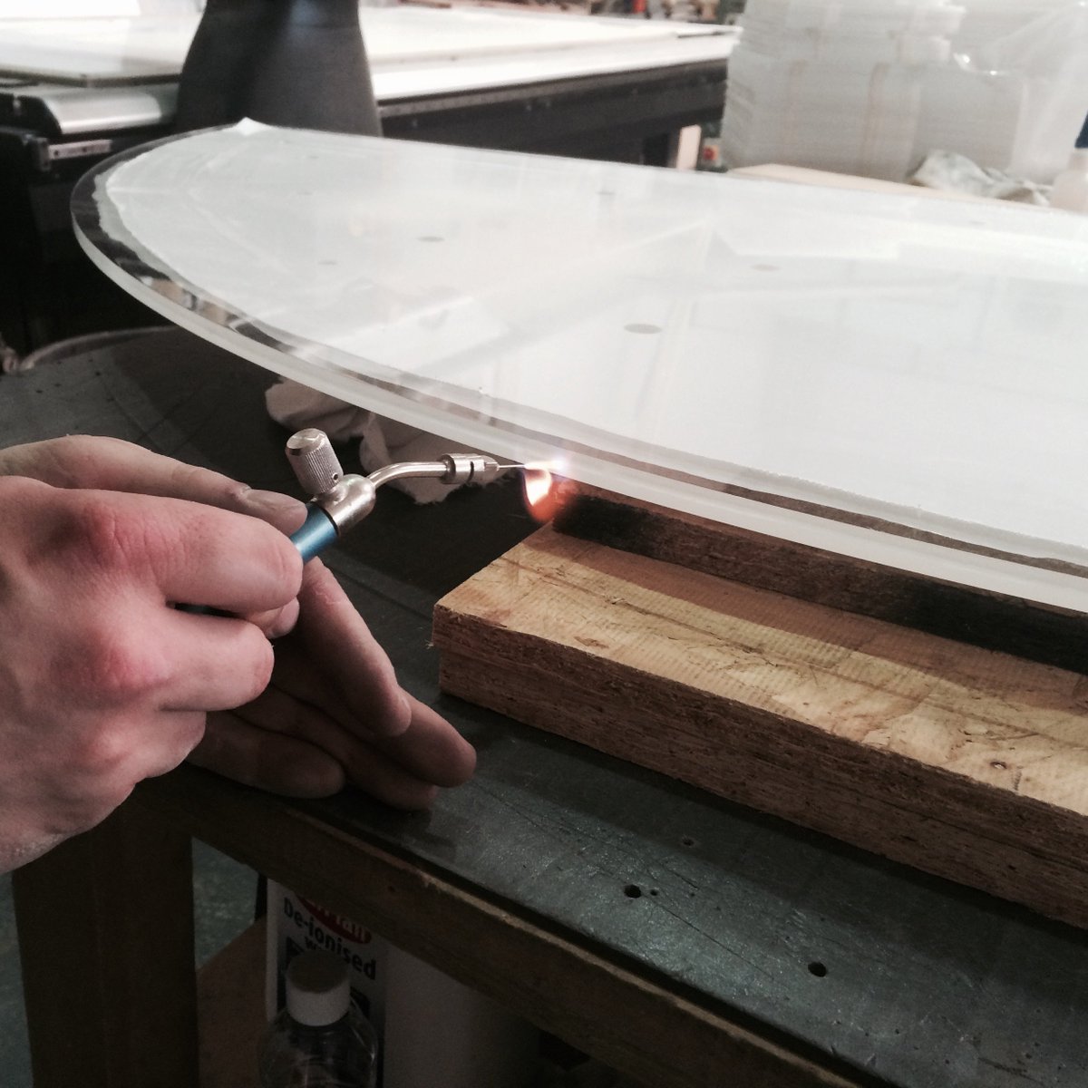 🔥 Acrylic never looked so hot! 🔥
Flame polished to perfection, we create acrylic masterpieces one flame at a time 💎
#flamepolish #flamepolishing #acrylicsignage #toolsofthetrade #manufacturingprocess #signmaker #signmaking