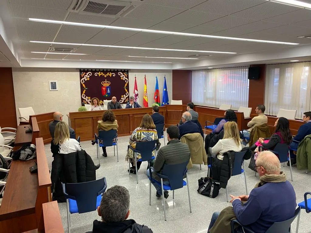 Ana Suárez Otero tweet media