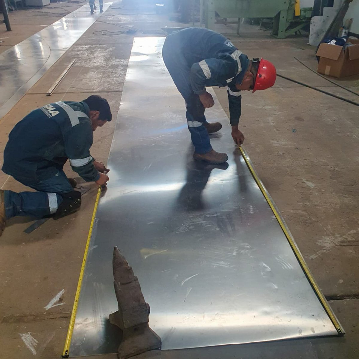 sima_peru's tweet image. Con el propósito de mejorar la seguridad turística en los departamentos de Puno, Ucayali y Madre de Dios, así como, en la provincia de Iquitos, firmamos un convenio con la Policía Nacional del Perú (PNP) para la construcción de 08 botes deslizadores para la PNP. 
#SimaPerú #botes