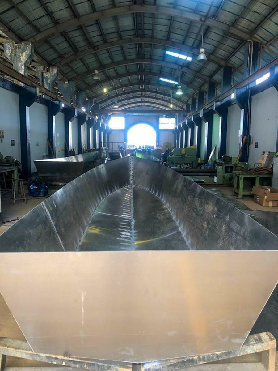 sima_peru's tweet image. Con el propósito de mejorar la seguridad turística en los departamentos de Puno, Ucayali y Madre de Dios, así como, en la provincia de Iquitos, firmamos un convenio con la Policía Nacional del Perú (PNP) para la construcción de 08 botes deslizadores para la PNP. 
#SimaPerú #botes