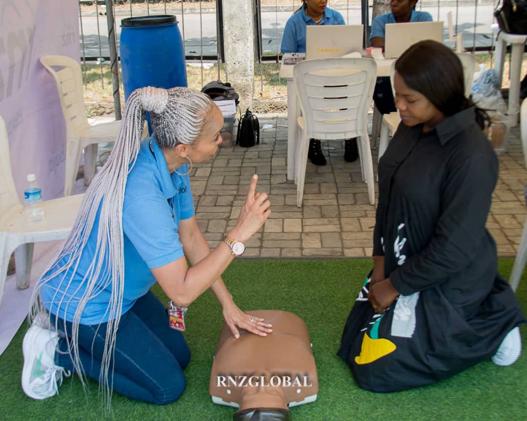 PatSulaimanRNZ's tweet photo. Over the weekend @RNZGlobal held its first #CPR  Awareness Days. Our fantastic team trained and educated over 100 people in CPR techniques and AED use!
#healtheducation https://t.co/gwxQIbDMme