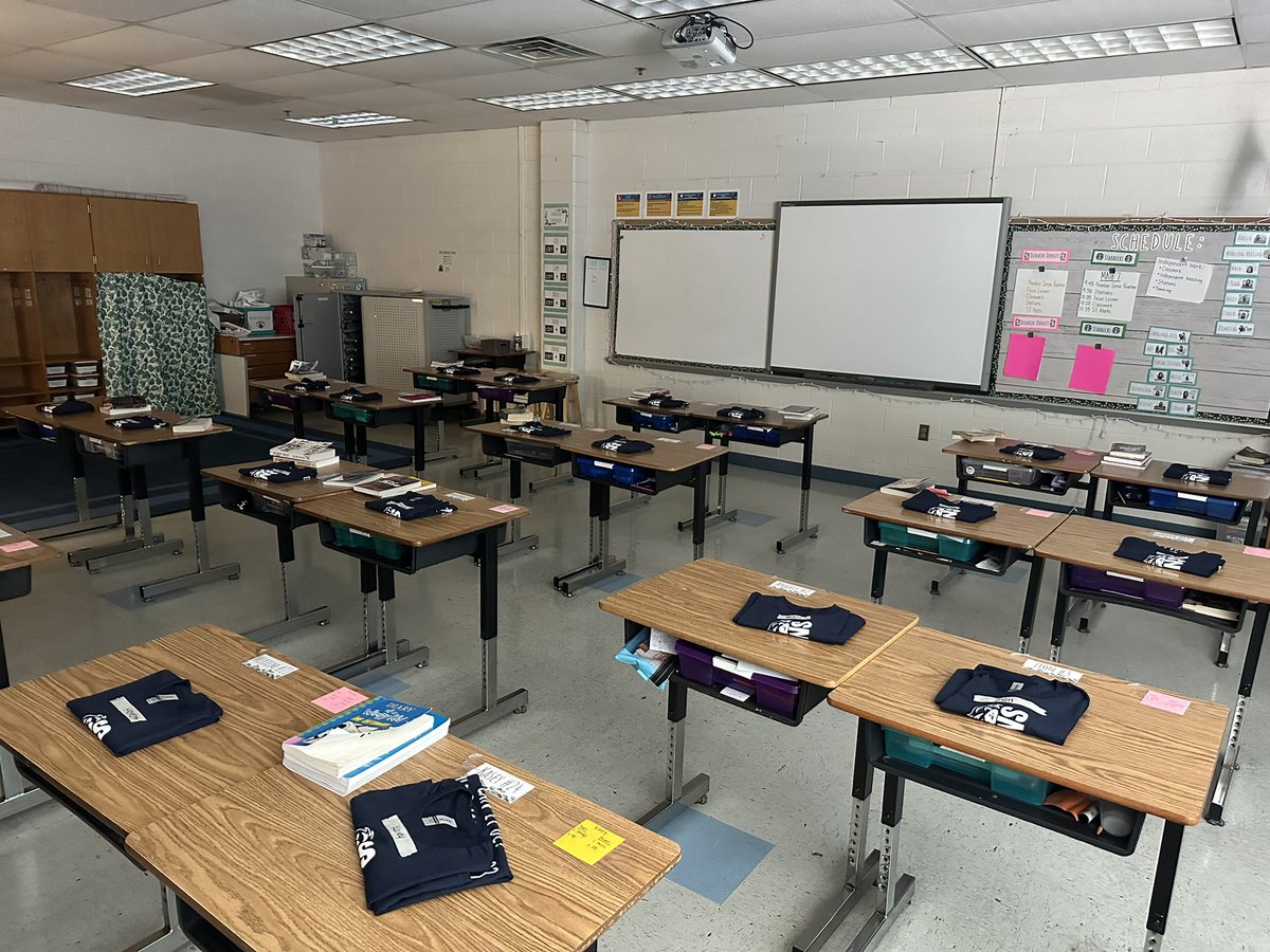 Hitomi Sato tweet media