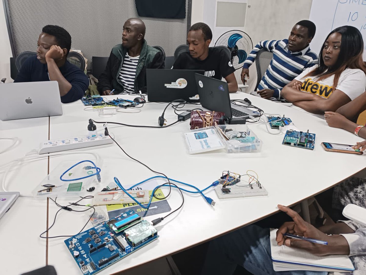 augnairobi's tweet image. Makers in the +254🇰🇪 met @iHub on Saturday 28th Jan, and this how it went down:
Electronics 101.
Arduino Programming .
MQTT for Embedded Systems.
Cool @arduino demos.
Thank you all for coming.
Join the resistance(Ohms) here: linktr.ee/augnairobi
#augnairobi #arduino