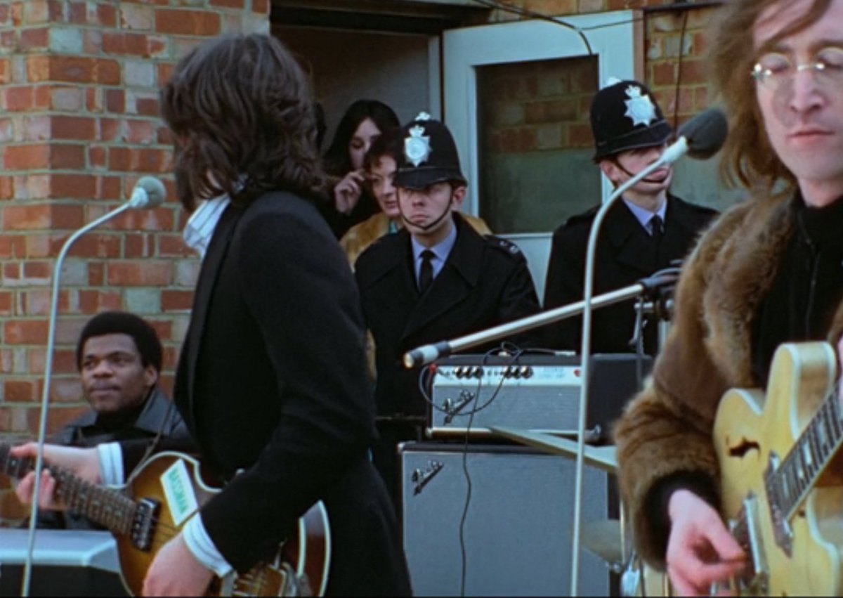 paulaesthetics's tweet photo. paul mccartney: the rooftop concert

📆 30 january 1969 https://t.co/C5deHDP1Nb
