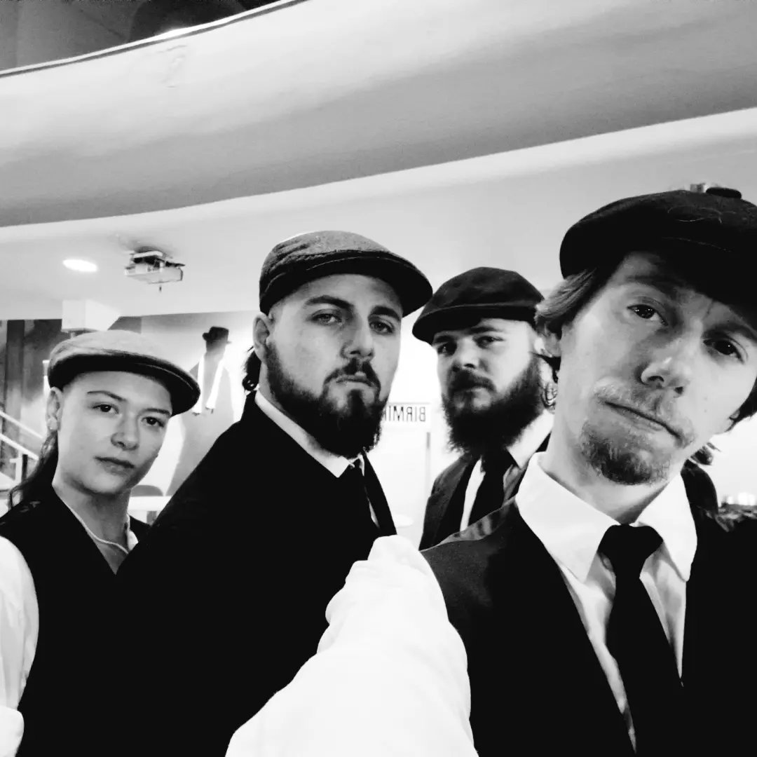 ElliotCInnes's tweet photo. [20/1/23] Had a great time being an in character usher in the immersive Peaky Blinders Night in Northampton @decotheatre. Many thanks to the folks there @AddamsRiver also great to work with you all again @SMcCormackActor and KaiBeavers. Loved our Little combat chaos. #acting https://t.co/M6LdoKhGxi