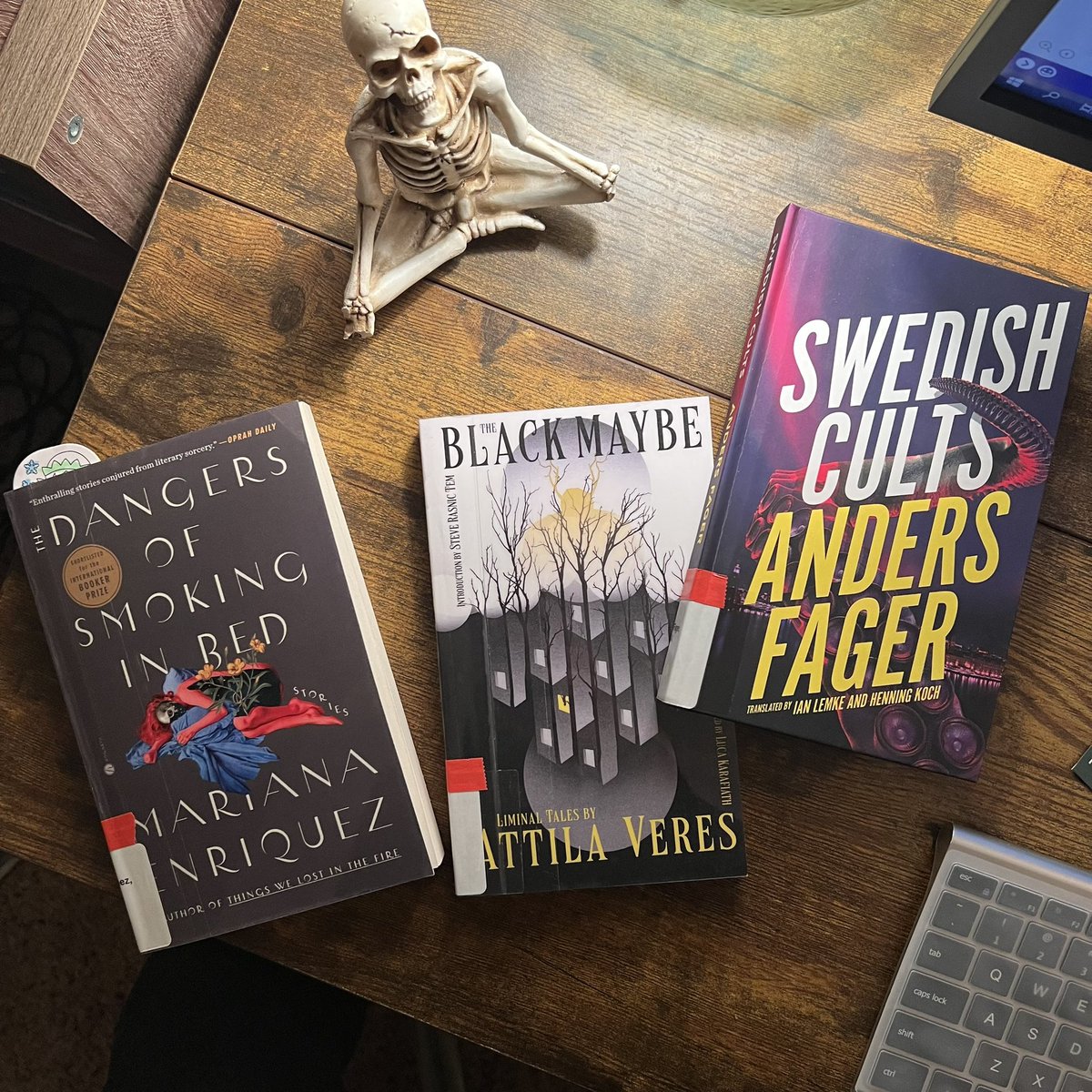 readsvicarious's tweet photo. It’s no surprise I brag on @PoudreLibraries when they stock titles like this! Two new collections from @Valancourt_B that I’ve been wanting to read, plus THE DANGERS OF SMOKING IN BED which I’ve heard nothing but high praise for. 

Happy reading days ahead 📚🤘🏻 https://t.co/u4CednVA0Y