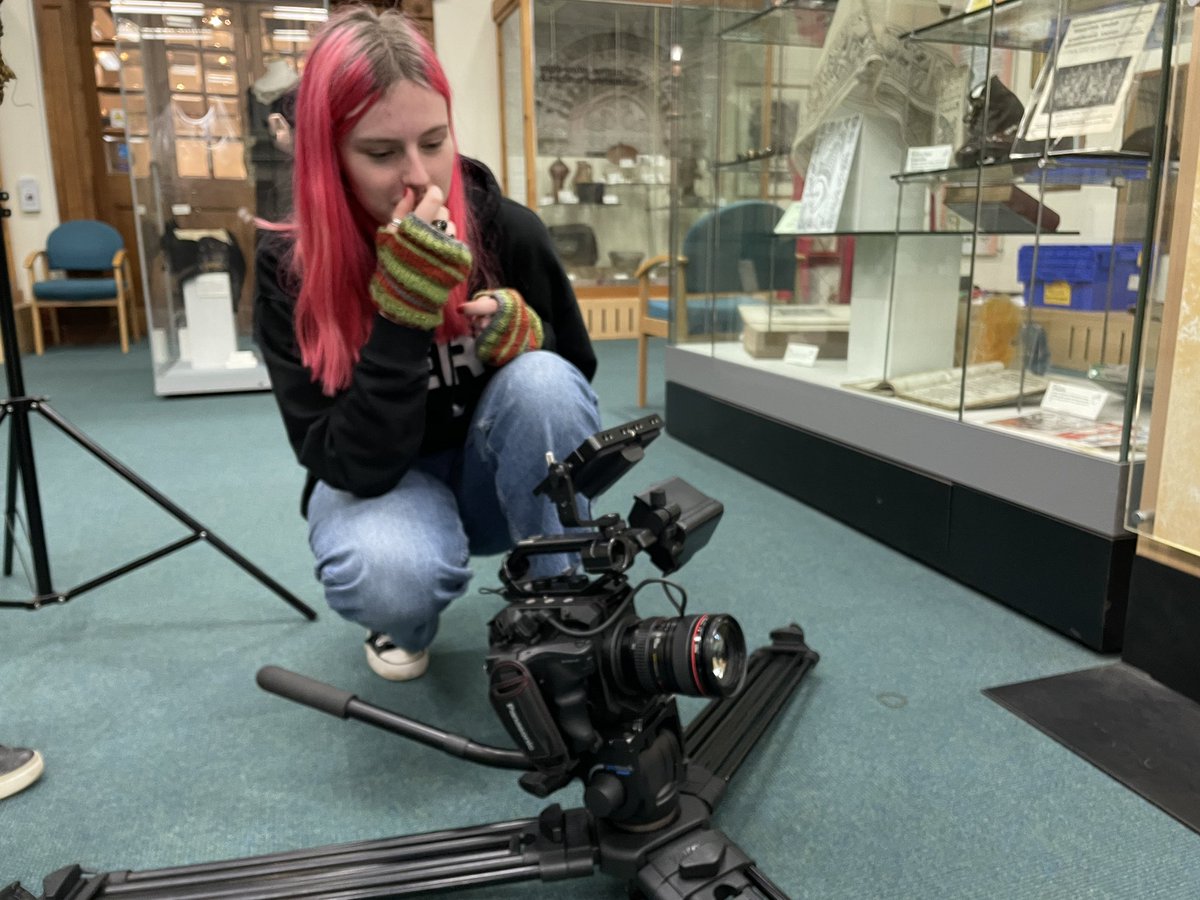 Decision making and getting the best shots in this morning’s workshop @HerefordMuseums. #filmmakers @StrongerHerefo1 #museums #youngpeople @HerefordArtsCol