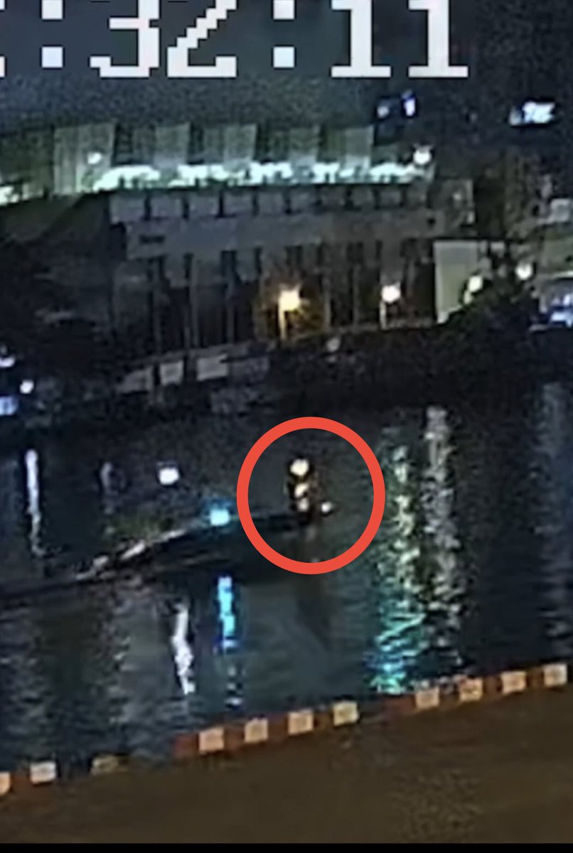 therabbit_j's tweet image. ภาพจากคุณหมอชัดกว่าที่ออกทีวีมาก ถ้าดูจากจอความคมชัดสูงๆคงเห็นจะๆว่าทำไรกันหัวเรือ  #แตงโมต้องได้รับความยุติธรรม #Saveหมอธวัชชัย cr.fb หมอธวัชชัย