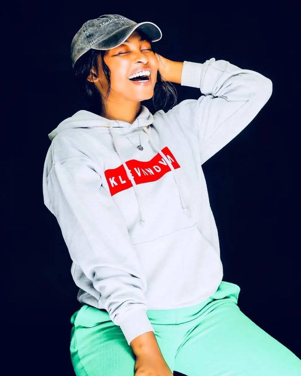 klevanovaWear's tweet photo. @klevanovaWear hoodies available for orders

DJ Fresh Sjava #vusimaR5 Congratulations Ntsiki https://t.co/4D1UiRBffB