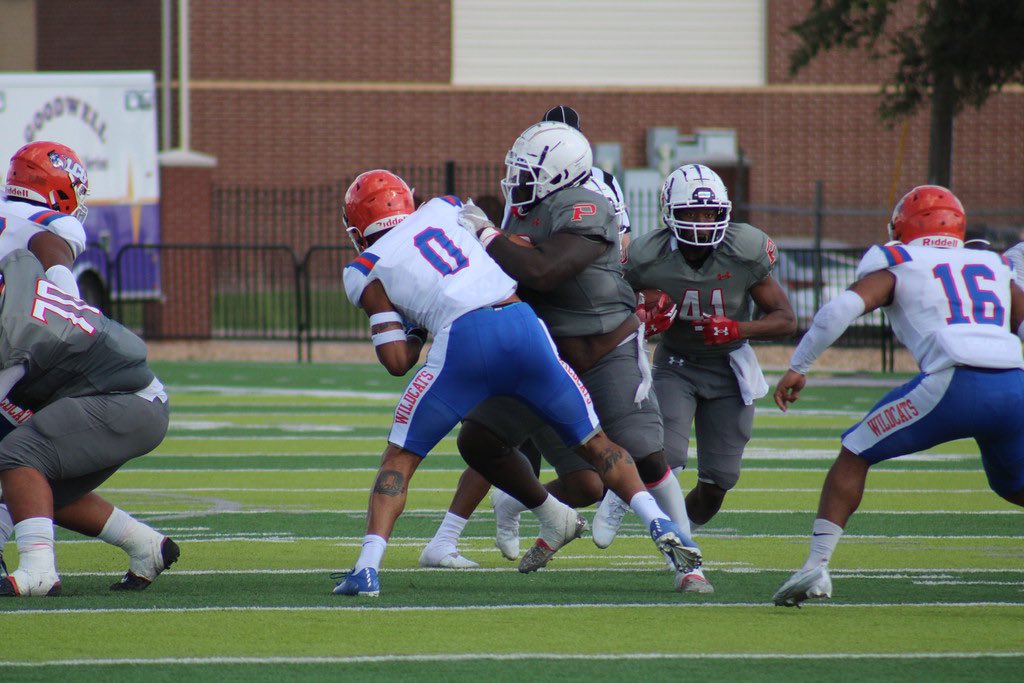 “Look, momma, we was number one last year..Don't panic, look what I become”🤞🏿🤍
#1of1🤝🏿