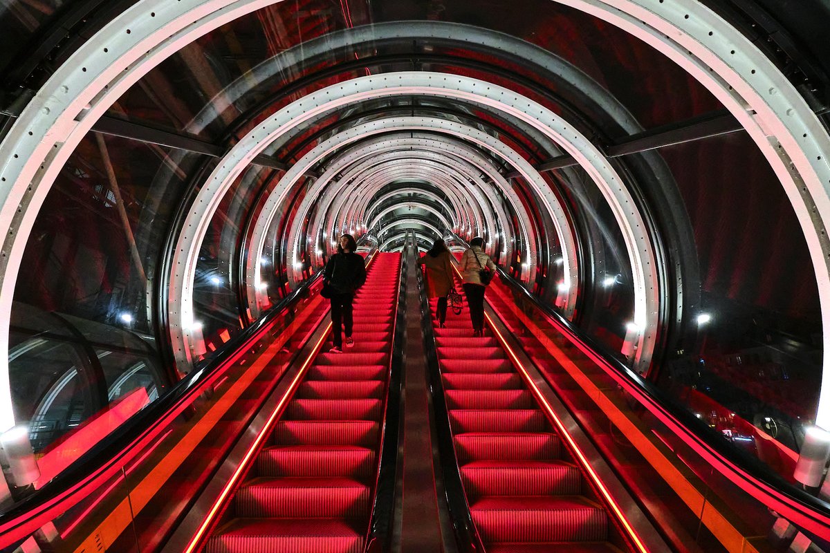 Centre Pompidou, Paris #fujifilm #captureonepro #c1 #france #tunnel