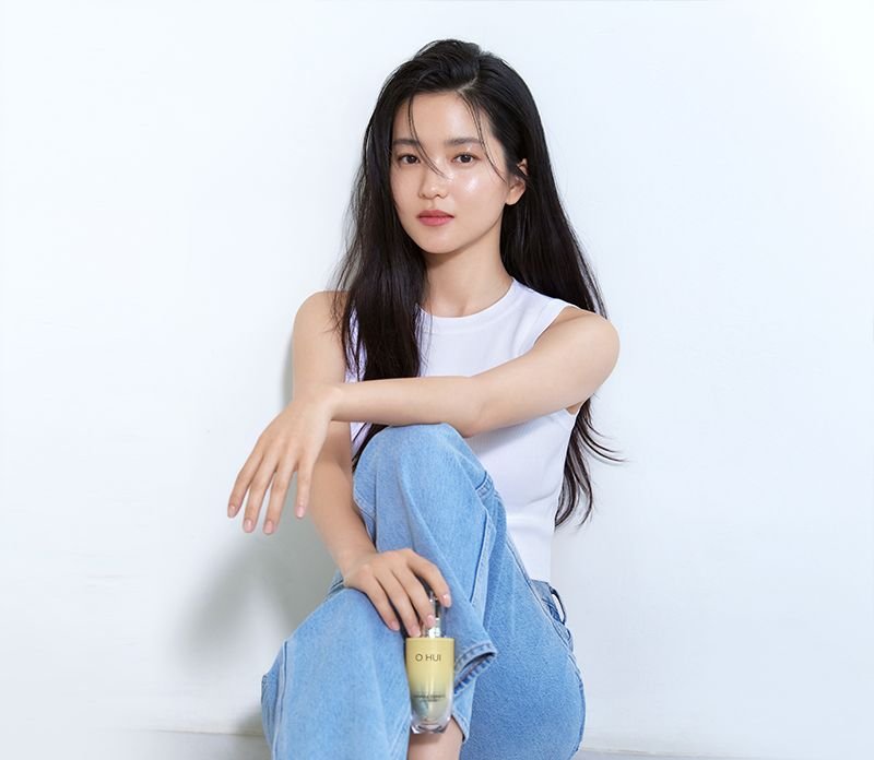 namrifiles's tweet photo. kim taeri for ohui https://t.co/mfm4sajfBR