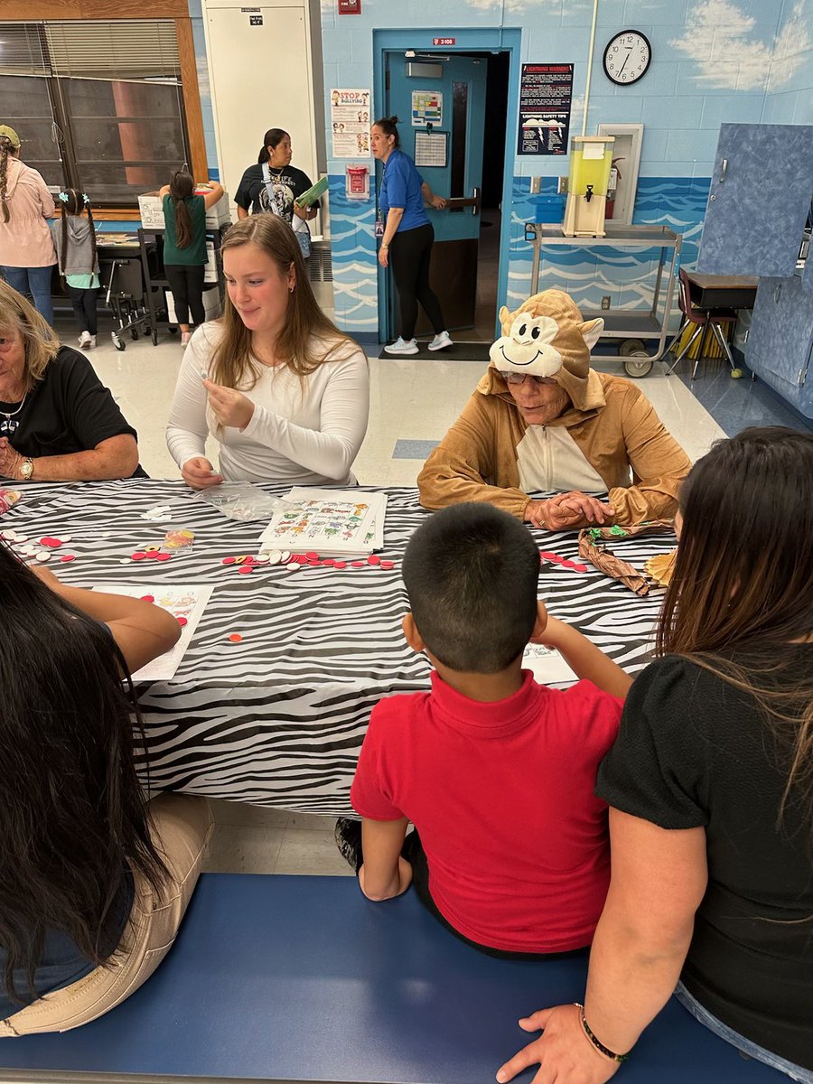 swosinly's tweet photo. We are wild about reading. Thank you to all of the families that participated in the fun@gtetoucans https://t.co/i2tOuQBvto