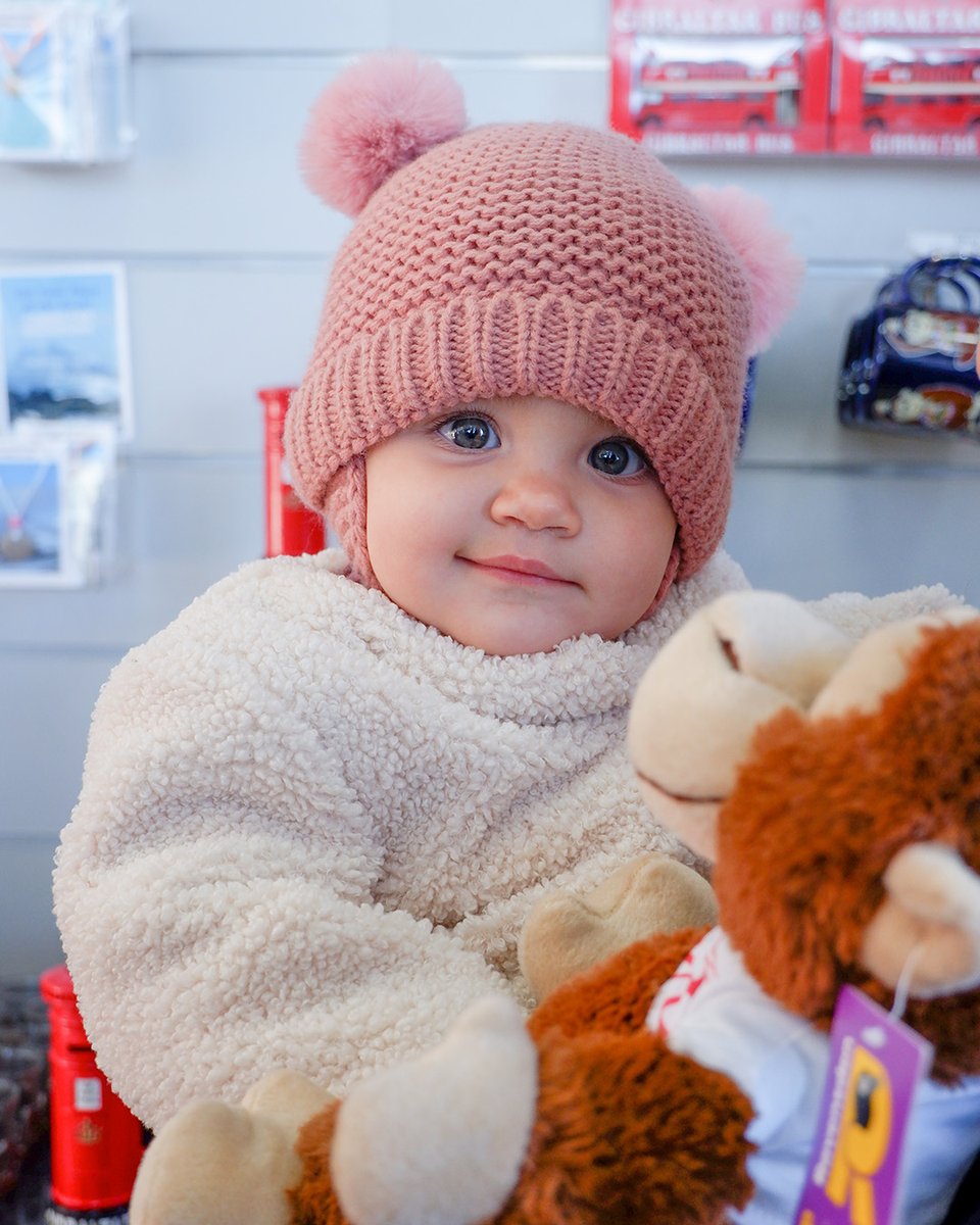 CableCarGib's tweet photo. It's been cold one Gibraltar this week. Make sure you keep your little ones warm when visiting the Top of the Rock. Enjoy a warm drink within our Top Station Restaurant, Mons Calpe Suite  🧣🥶☕

#gibraltar #cablecargibraltar #visitgibraltar https://t.co/kOgKIsnerK
