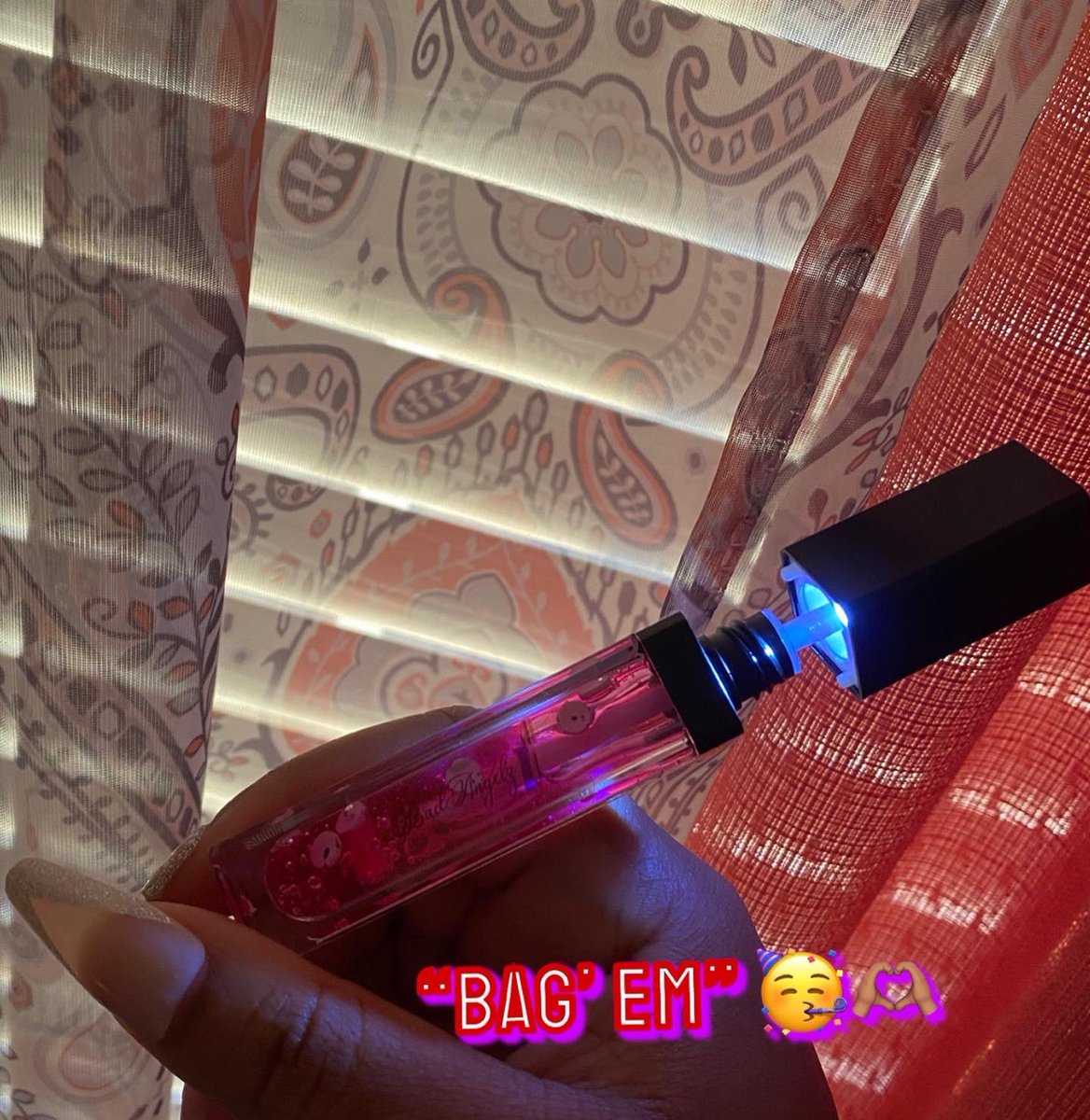ThickYaWay's tweet photo. @calebsosolid I have the best lipgloss ladies!!! Website coming soon💜💜  check out @badangelzllc for more! 🫶🏽 https://t.co/lIjrxwkX32