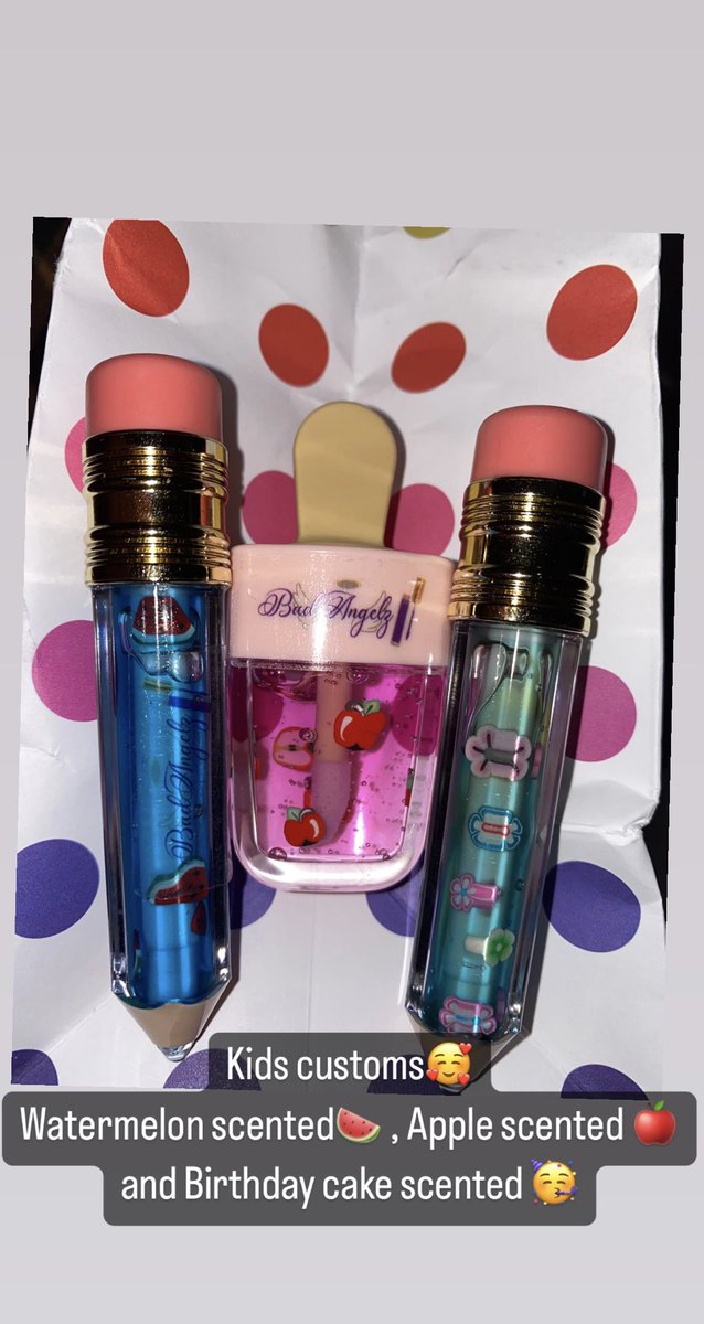 ThickYaWay's tweet photo. @calebsosolid I have the best lipgloss ladies!!! Website coming soon💜💜  check out @badangelzllc for more! 🫶🏽 https://t.co/lIjrxwkX32