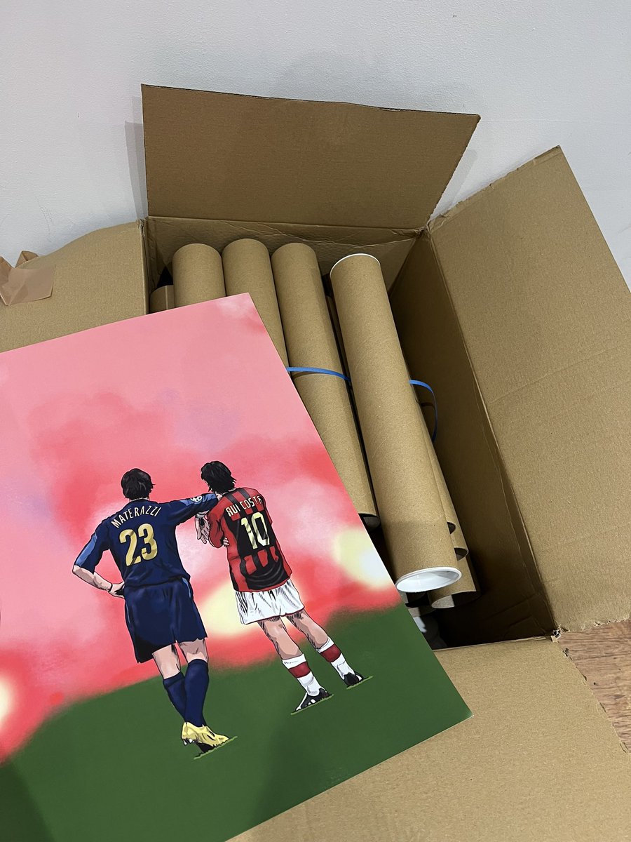 Footy_Draws's tweet photo. It’s time to size up!!
Now printing A3!!!
Coming soon to my store, but if you drop me a message & pre order ANY of my pics A3, you’ll receive a discounted pre-sale rate!
#NewStock #SizeUp #footydraws https://t.co/yB8WlUeRbN