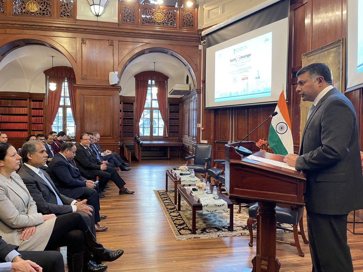 HCI_London's tweet image. Inaugural of 4th ed. of #techXchange @ India House. Indian healthcare, clean tech & AI Startups to travel across UK (Leeds-31 Jan,Edinburgh-1 Feb,Birmingham-2 Feb), meet counterparts to explore collaboration. HC @VDoraiswami spoke about strengths of India’s startup ecosystem.