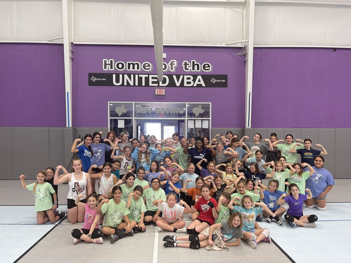 UnitedVba's tweet image. The first U-Prep series is in the books!! These girls came in and worked hard all 4 Sunday sessions. We enjoyed seeing them grow and bond with one another. 💜🏐👏 #skillsanddrills #uprep #youthvolleyball #unitedvba #unitedfamily
