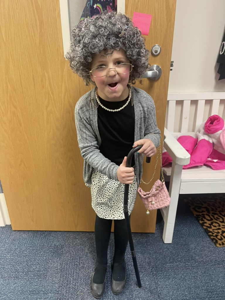 RangeElementary's tweet image. More 100th day of school fun!