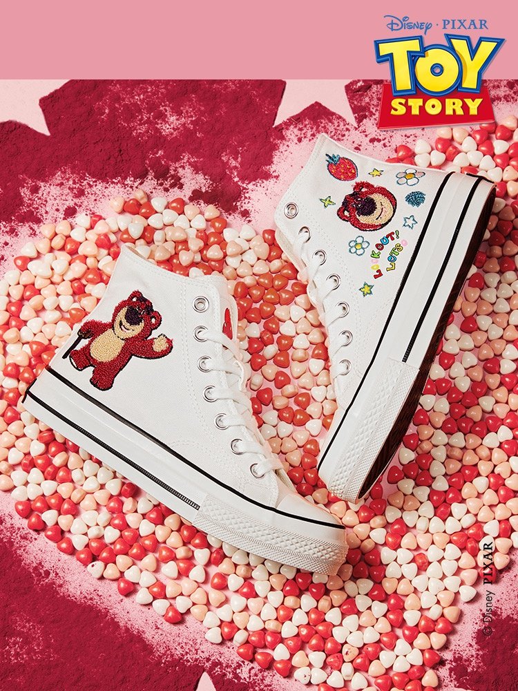 bijijibii's tweet photo. 👡Hotwind × Disney Lotso รองเท้าผ้าใบหุ้มข้อสีขาว ล็อตโซ่🥰
🚚รอของ 10-18 วัน
🛒1,690.- 📦ส่งฟรี
#รองเท้า #รองเท้าผ้าใบ #ดิสนีย์ #lotso #toystory #พรีออเดอร์ #พรีออเดอร์จีน #รองเท้าแฟชั่น #รองเท้าขาว #disney #hotwind #ทอยสตอรี่ https://t.co/BqLYtXumJe