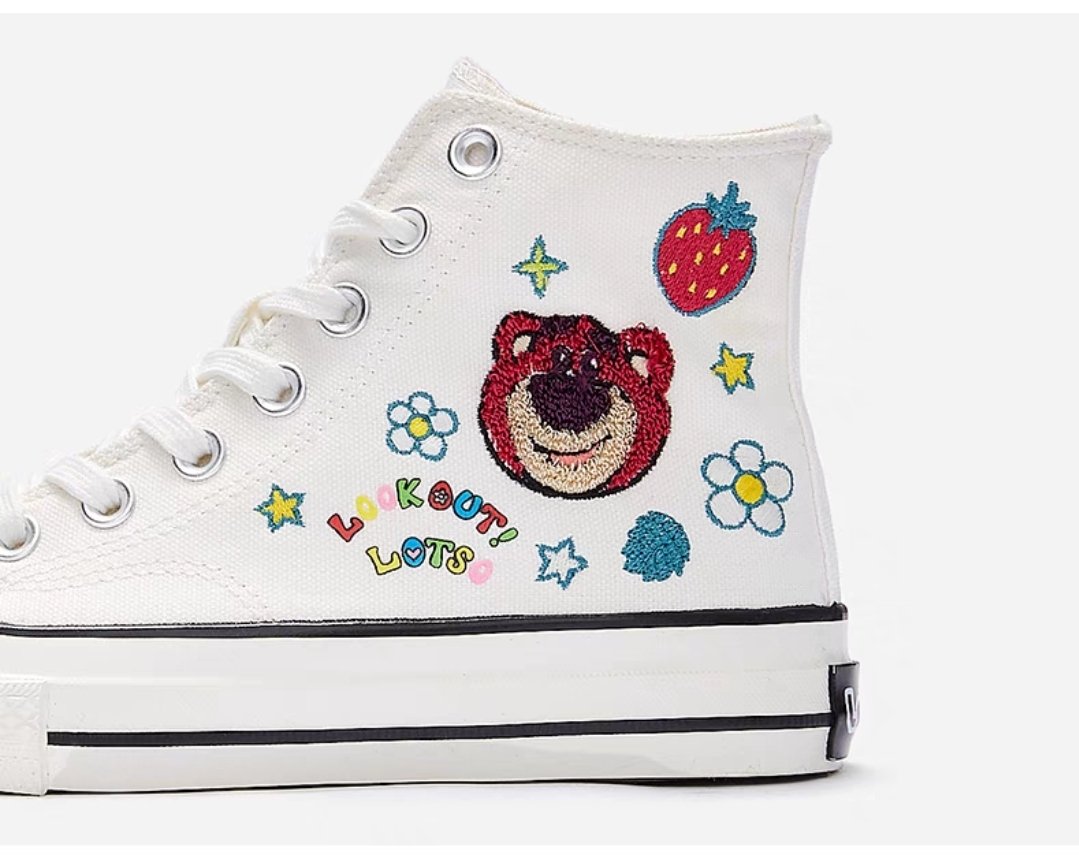 bijijibii's tweet photo. 👡Hotwind × Disney Lotso รองเท้าผ้าใบหุ้มข้อสีขาว ล็อตโซ่🥰
🚚รอของ 10-18 วัน
🛒1,690.- 📦ส่งฟรี
#รองเท้า #รองเท้าผ้าใบ #ดิสนีย์ #lotso #toystory #พรีออเดอร์ #พรีออเดอร์จีน #รองเท้าแฟชั่น #รองเท้าขาว #disney #hotwind #ทอยสตอรี่ https://t.co/BqLYtXumJe