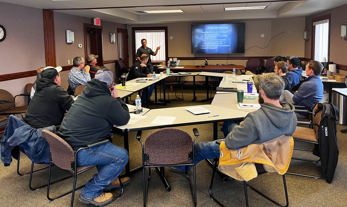 Spent the day sharing thoughts and ideas about #RegenerativeAg practices! 

The hot topics of discussion were tillage, cover crops, soil biology, plant sap testing, and most importantly the paradigm shift that needs to happen!