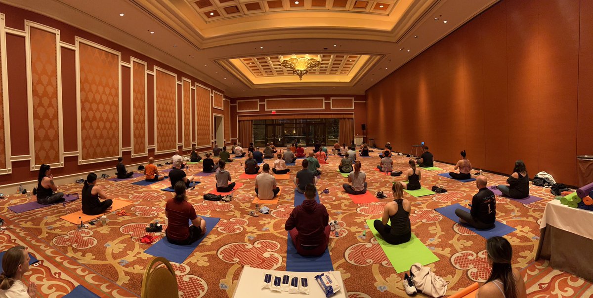 Acumatica's tweet photo. Starting the morning off with a good stretch! Great crowd at yoga this AM. 🧘‍♀️ #AcumaticaSummit https://t.co/vIGahhvdK3