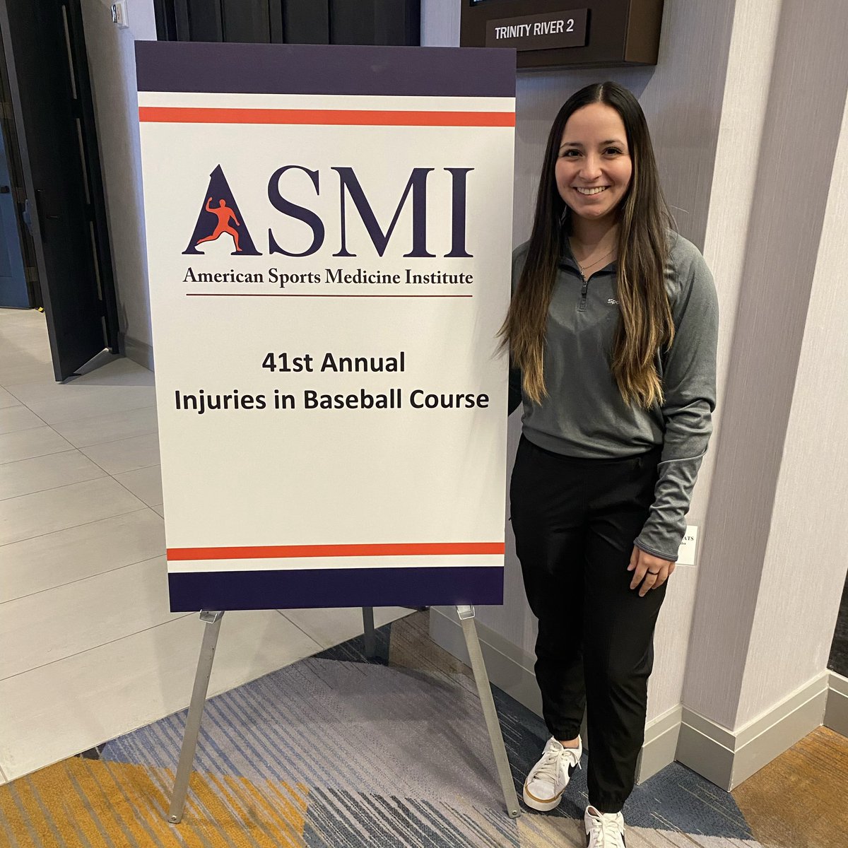 TulsaMAT's tweet photo. First year student Emylee Duran spent the weekend in Texas at the ASMI Annual Injuries in Baseball Conference presented by PBATS! Emylee spent the weekend expanding her knowledge and networking with other ATS from across the country! #TUmat #reigncane #at4all https://t.co/z2HY9tQhm1