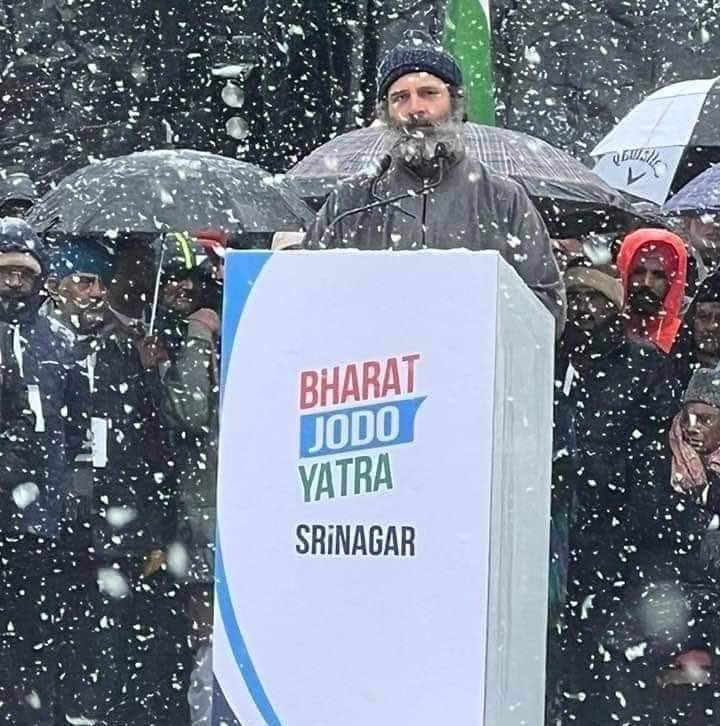 क्या होगा पता नहीं…?
लेकिन इस आदमी ने सत्ता में बवंडर मचा दिया ॥ <a href="/RahulGandhi/">Rahul Gandhi</a> <a href="/JVSinghINC/">Jaivardhan Singh</a>