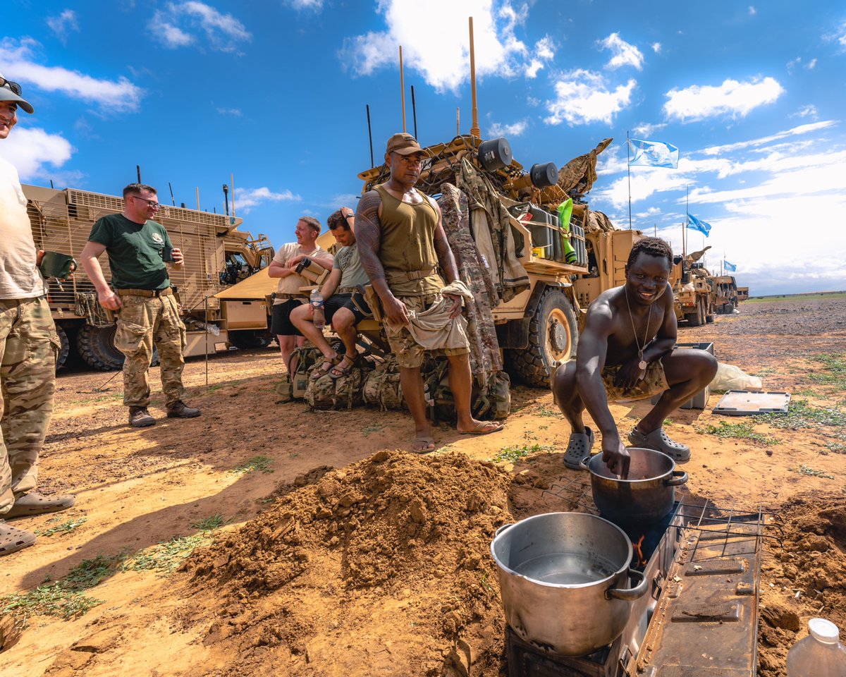 Some of my favourite images that I captured last year in Mali. On the move, mortars firing and just chilling with brews while cooking scoff!
Looking forward to heading abroad again this year with the Company. 
#britisharmy #Irishranger #documentaryphotography