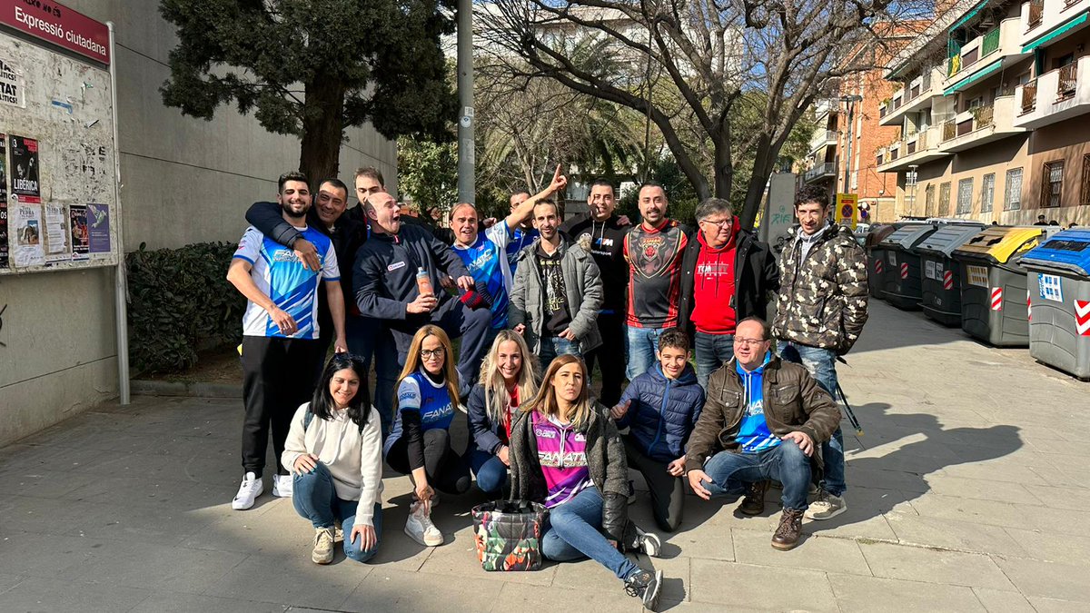 fvrt_Rubinho's tweet photo. Gran finde en los eventos de @Heron_Esports juntandonos con los compis y muchos de ellos conocernos en persona que tuve la ocasión en otros momentos,

 Grandes que sois arriba @FanaticVirtual @RacingFusion 

Con ganas de ir a la siguiente junto a mi equipo 💙 https://t.co/hw640vm9Mz
