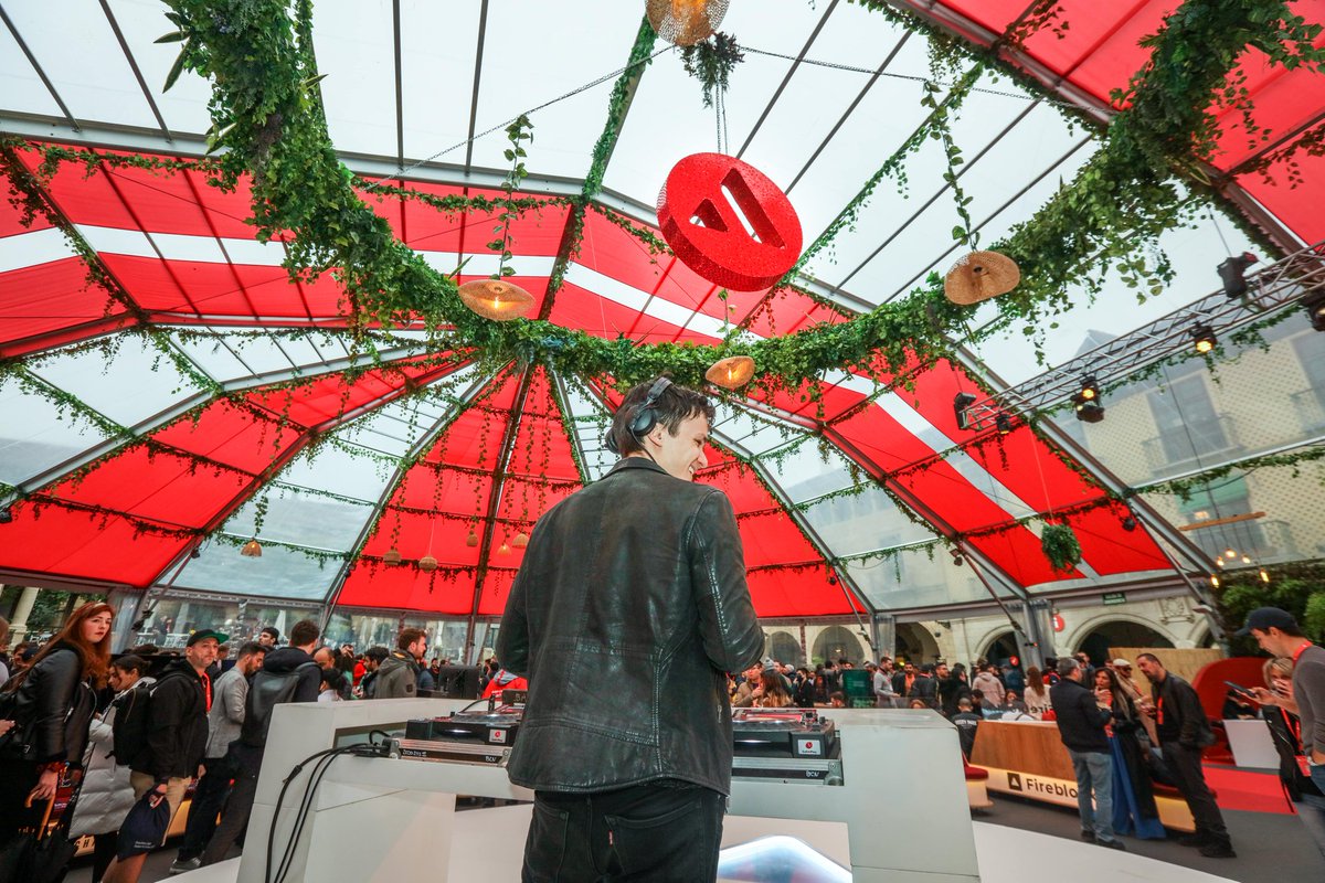 2023 Year Of Growth For #Avalanche 🪅

Seems like another epic event once again🎉

Let's make your way to Barcelona and enjoy the good vibes ✨

Register for Avalanche🔺Summit II Here
avalanchesummit.com 

#AVAX #AvalancheSummit @avalancheavax