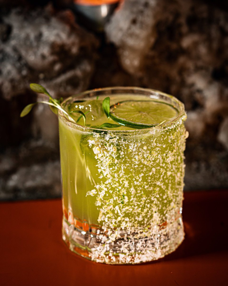 It’s #MargaritaMonday ! Come in for 2 for €16 margs all. night. long.