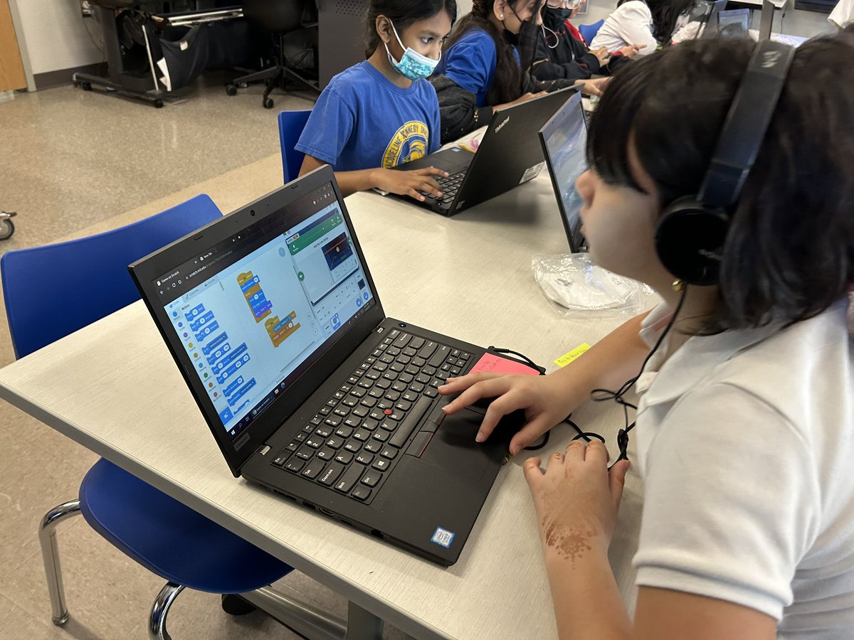 Students #reflect on their #code for the #games they are creating on @scratch @BootUpPD @CSforAllNYC @CS4AllKids @PS66JKO
