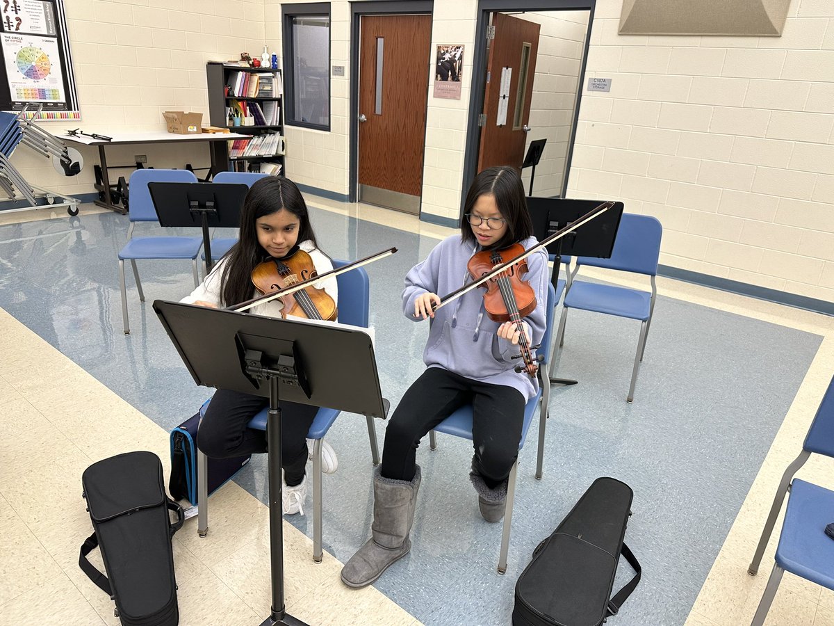 Flyer Fine Arts tweet media