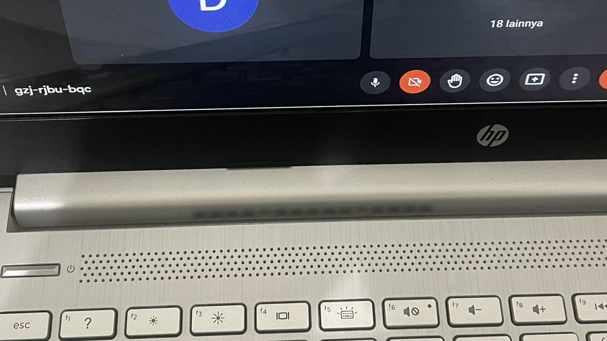 studwithlea's tweet image. 🪄 30 / O1 | 엘라‘s study progress

today I had a meeting to discuss my project assignment &amp;amp; also conduct a field survey but the assignments kept piling up even though I had done them 😀

📎 : #studytwt #studytwtina