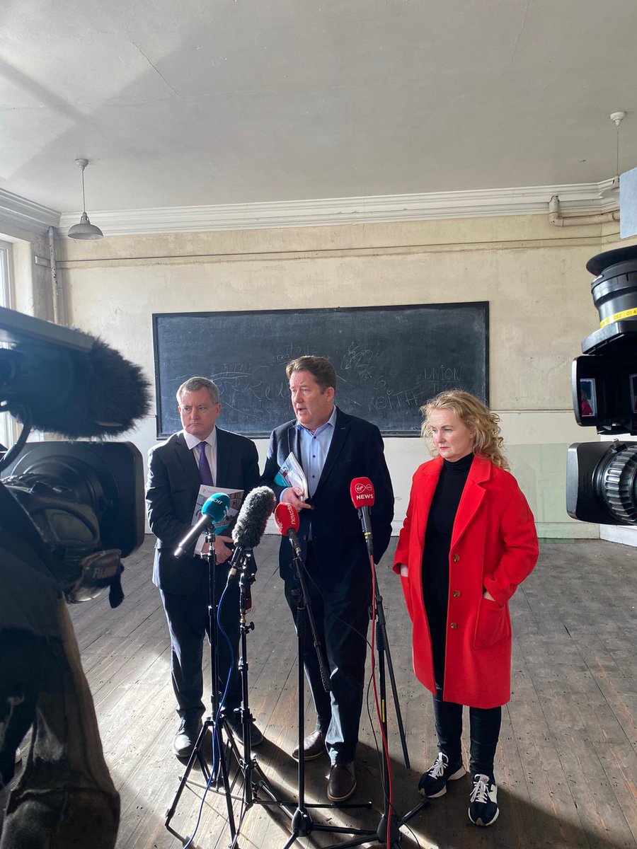 Darragh O'Brien tweet media