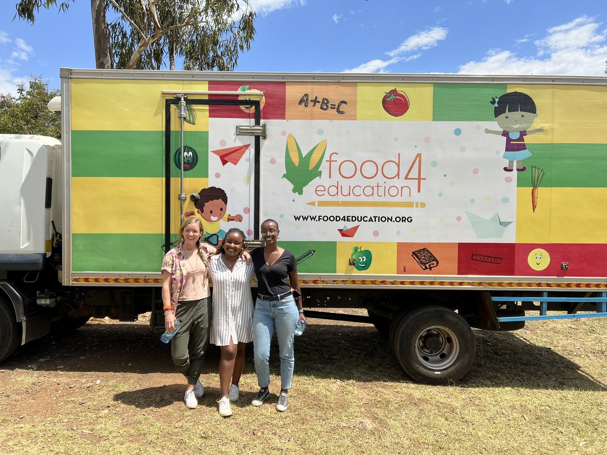 Honored to have hosted our partners, @MulagoFound, in our Kisumu kitchen.

Because of them, we are feeding 13,000 children everyday in Kisumu.

#Feedingthefuture