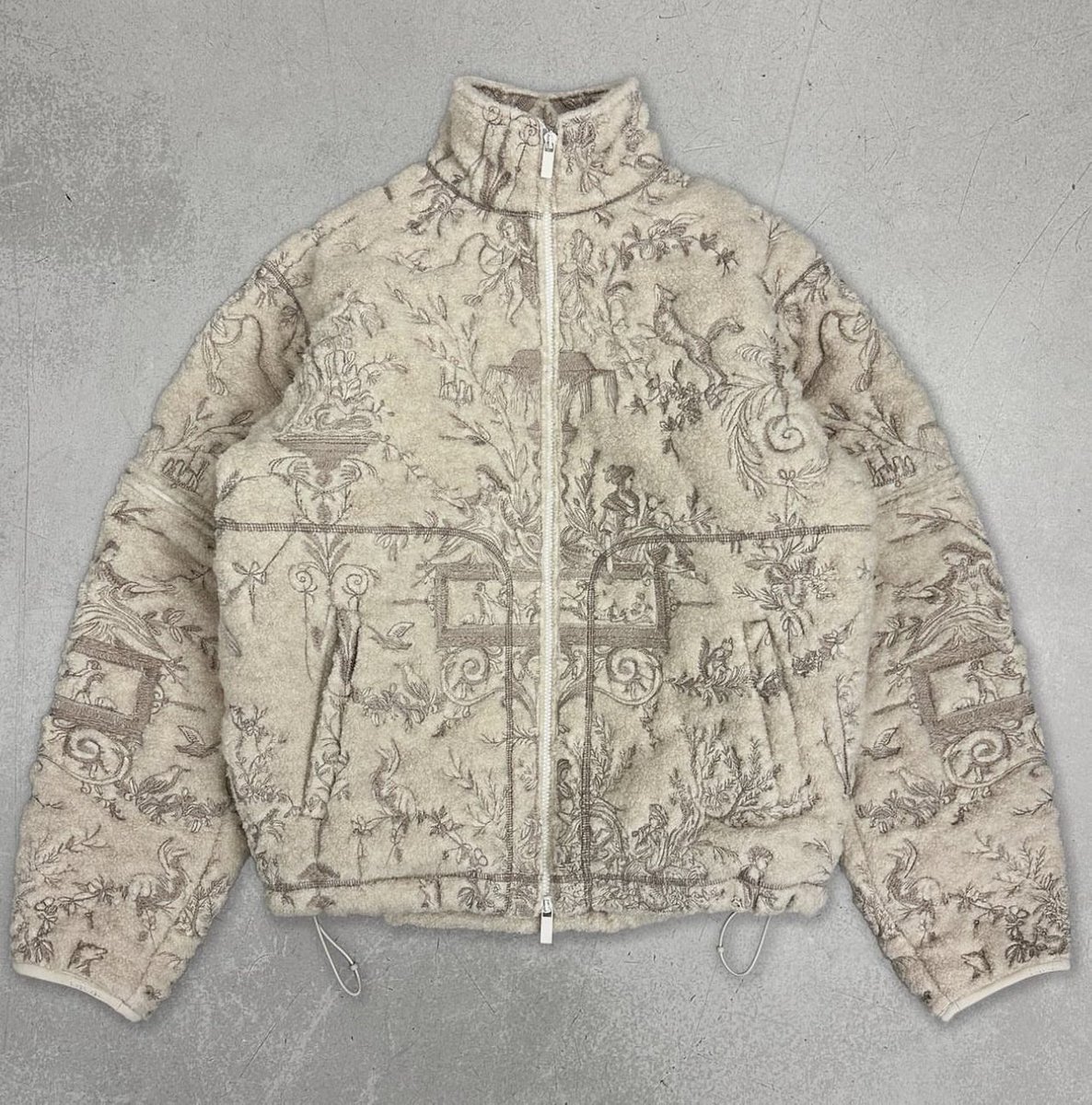StreetFashion01's tweet photo. Dior fleeces by Kim Jones (2022-2023) https://t.co/ifH7AJlQ1U