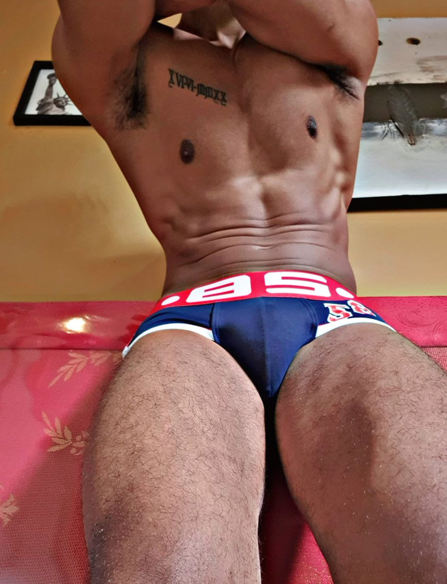 boyseductionpy's tweet photo. Con cuál de estas opciones te quedas?
Slips 85 a 130.000 gs cada uno https://t.co/eyBhzNMhcF