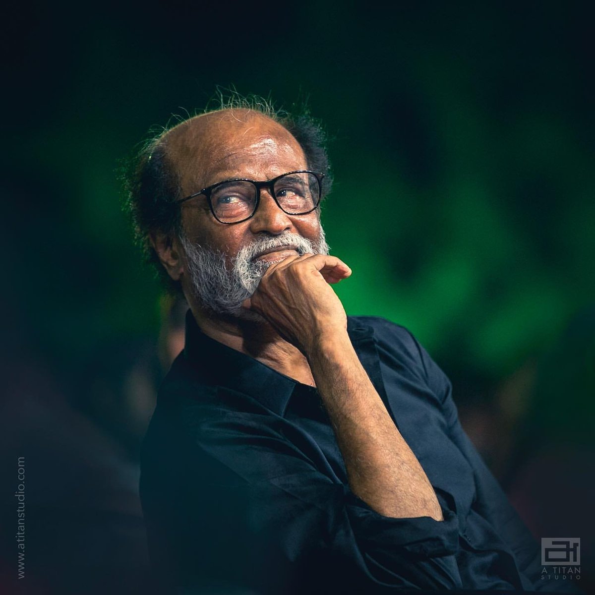 Dr Ravi (@imravee) on Twitter photo நான் என்ன செய்தாலும்
நீயும் அதற்கு முட்டு கொடுக்க வேண்டும்
இப்படிப்பட்ட கேவல பிறவிகள் வாழும் இதே நாட்டில் தான்
என்னை தவறாக பேசினாலும் பரவாயில்லை
நீங்க யாரும் பாதிக்கப்பட கூடாது
உங்களுக்கு குடும்பம் இருக்கு
அவர்களை பாருங்க
என்று சொன்ன என் மகான் <a href="/rajinikanth/">Rajinikanth</a> வாழ்கிறார்
🙏🤘 நான் என்ன செய்தாலும்
நீயும் அதற்கு முட்டு கொடுக்க வேண்டும்
இப்படிப்பட்ட கேவல பிறவிகள் வாழும் இதே நாட்டில் தான்
என்னை தவறாக பேசினாலும் பரவாயில்லை
நீங்க யாரும் பாதிக்கப்பட கூடாது
உங்களுக்கு குடும்பம் இருக்கு
அவர்களை பாருங்க
என்று சொன்ன என் மகான் <a href="/rajinikanth/">Rajinikanth</a> வாழ்கிறார்
🙏🤘