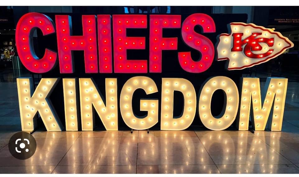 LovePKO_Life's tweet photo. First things FIRST… ☕️ & MY AFC CHAMPIONS The @Chiefs #superbowl2023 ♥️💛🏈💛♥️ #RememberToSMILEToday #KCChiefs #RedChiefsKingdom https://t.co/N73j3c4tOi