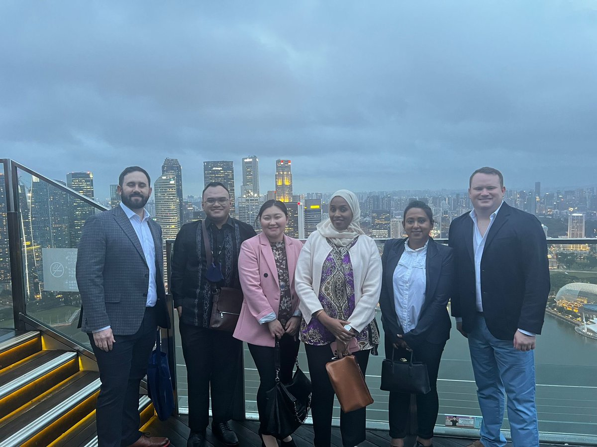 This week, our Asia #McCainGlobalLeaders Cohort is in Singapore 🇸🇬 for their Changemaker Tour on Protecting Political and Democratic Stability